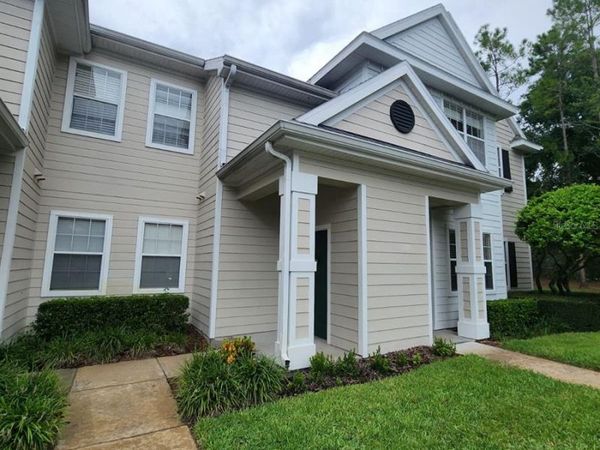 142 SOUTHERN PECAN CIRCLE , Unit 204, WINTER GARDEN, FL 34787