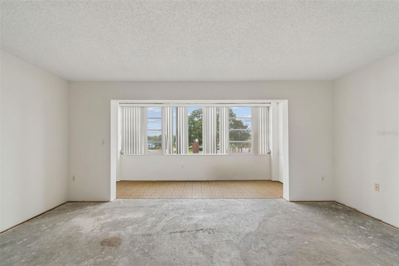 1900 68th Street N, Unit 210, Saint Petersburg, FL 33710 Photo