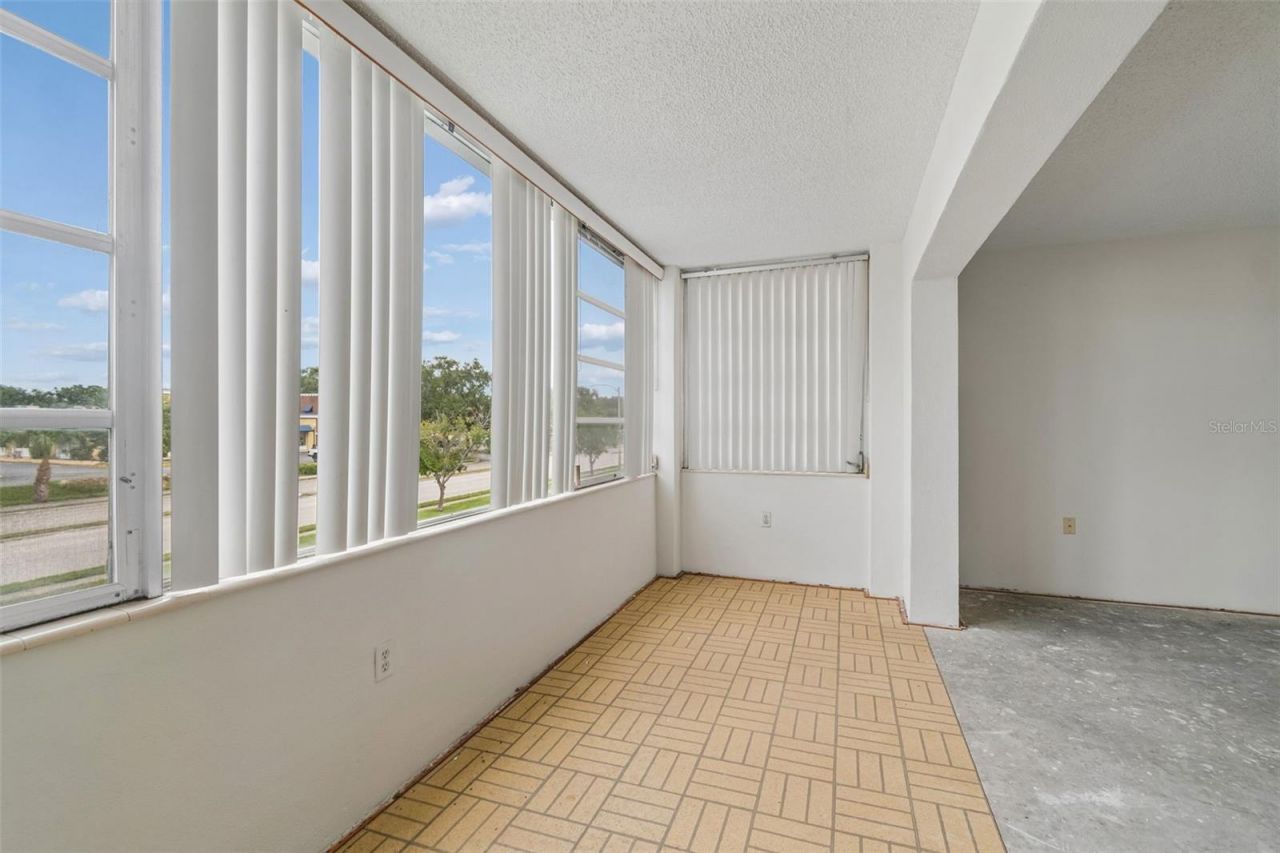 1900 68th Street N, Unit 210, Saint Petersburg, FL 33710 Photo