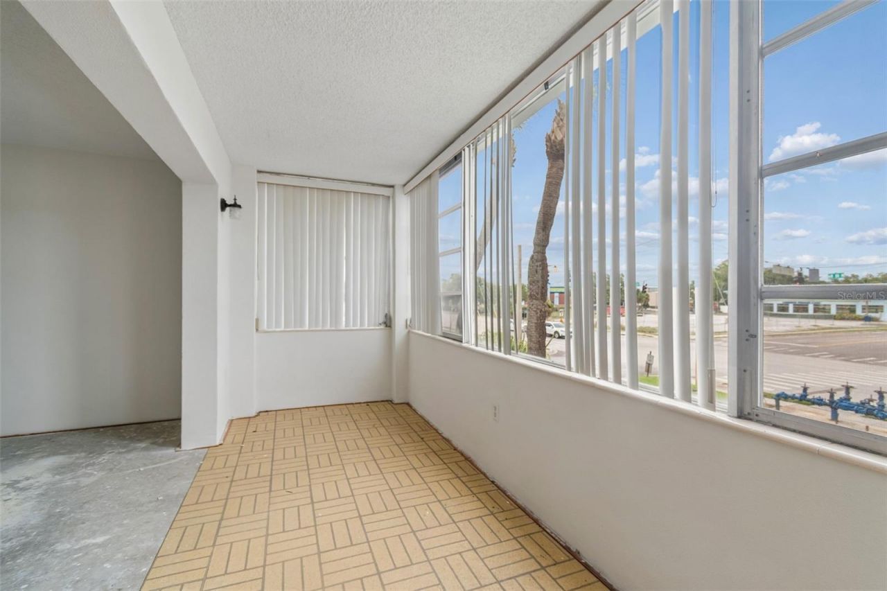 1900 68th Street N, Unit 210, Saint Petersburg, FL 33710 Photo