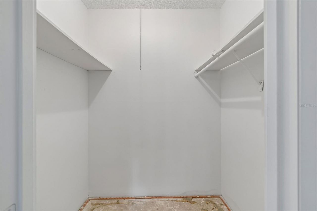 1900 68th Street N, Unit 210, Saint Petersburg, FL 33710 Photo