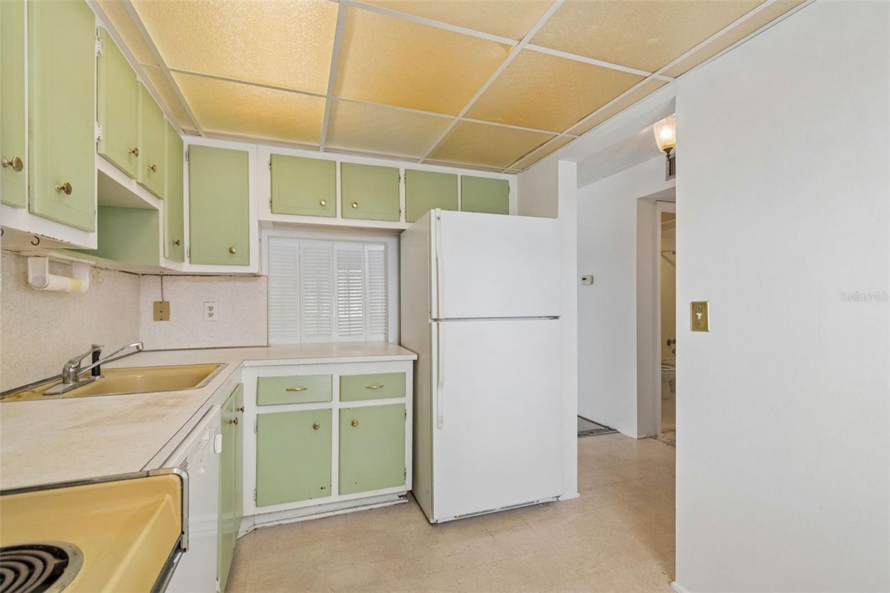 1900 68th Street N, Unit 210, Saint Petersburg, FL 33710 Photo