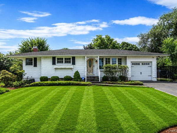 16 Jackson Avenue, Centereach, NY 11720