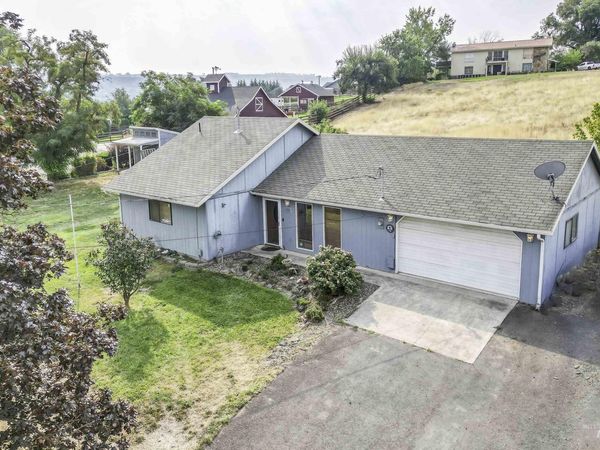 1103 18th Ave., Clarkston, WA 99403