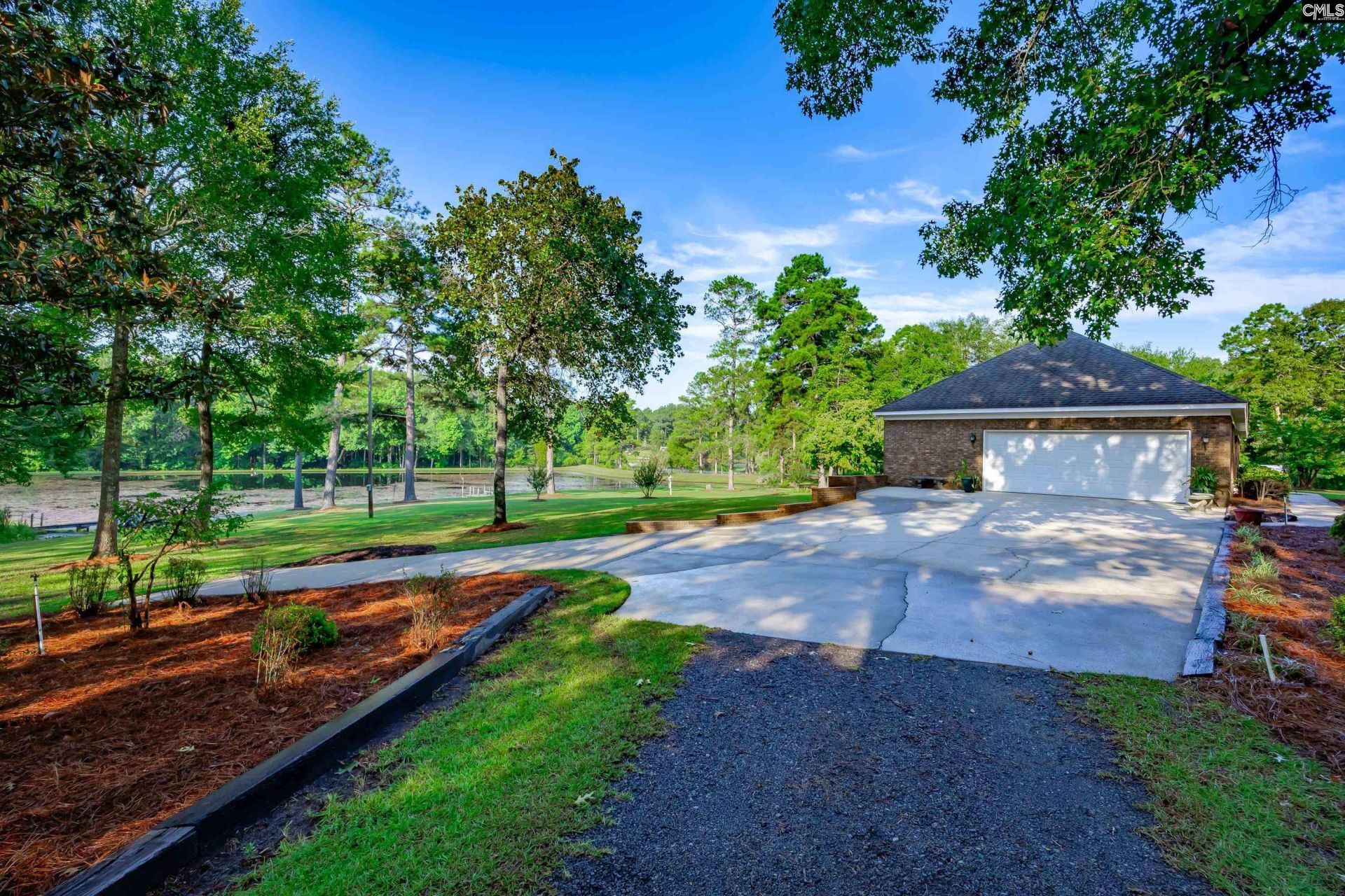 339 Clermont Lakes Drive Photo 6