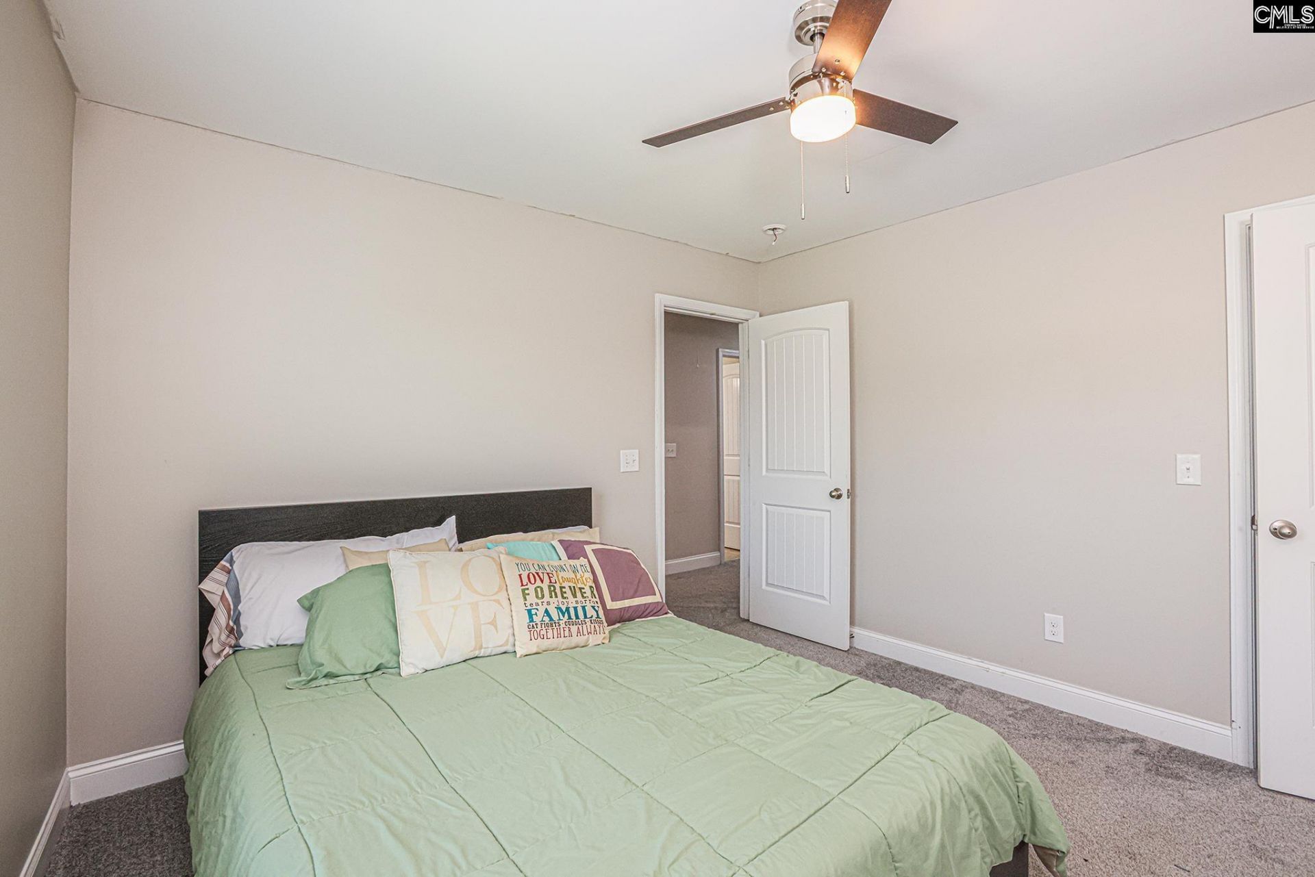 640 Stoneywater Court  Photo 27