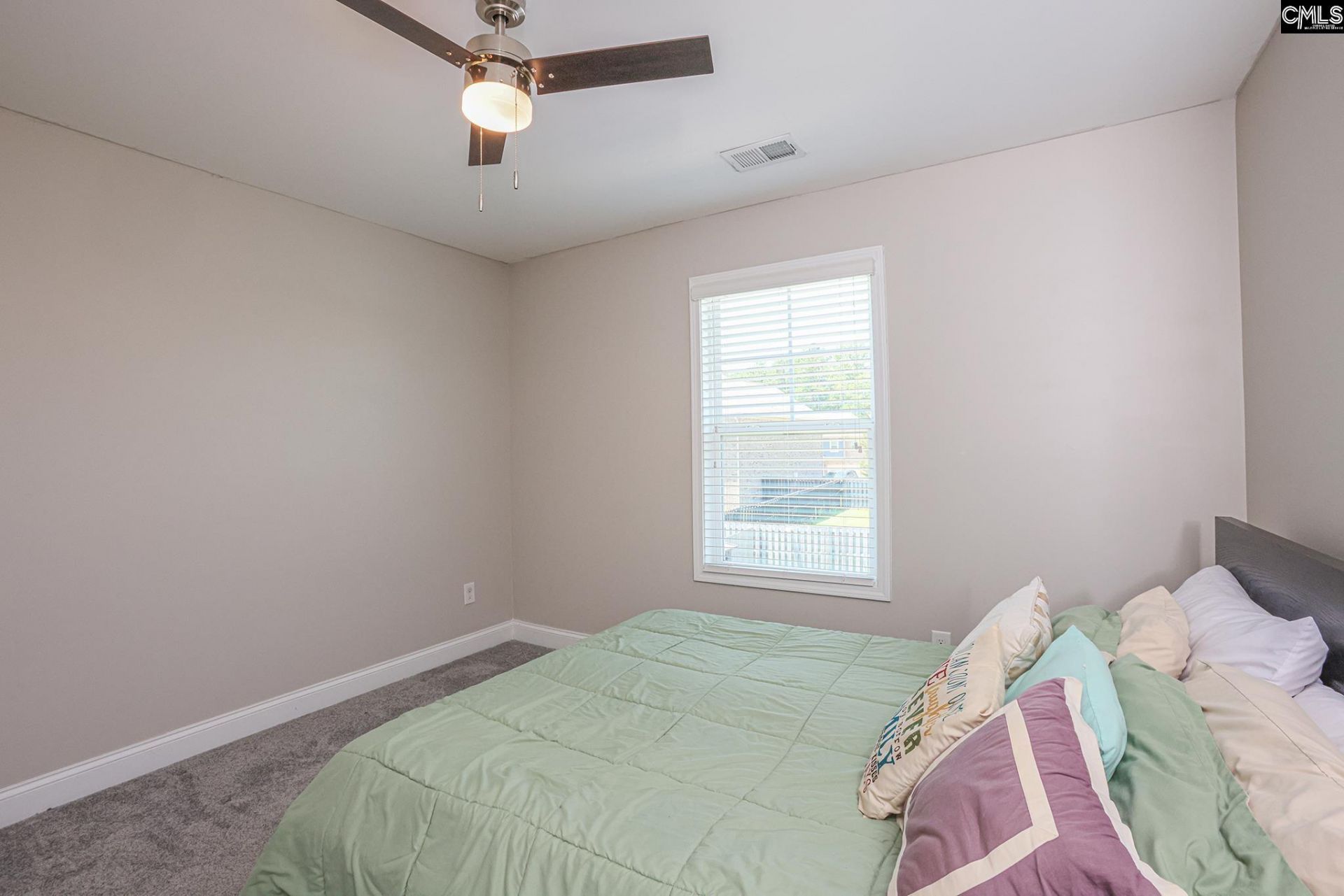 640 Stoneywater Court  Photo 28