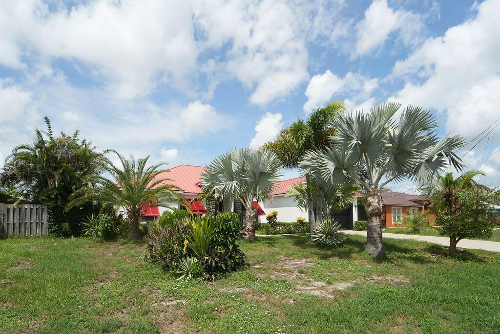 1812 SE Fallon Drive, Port Saint Lucie, FL 34983 Photo