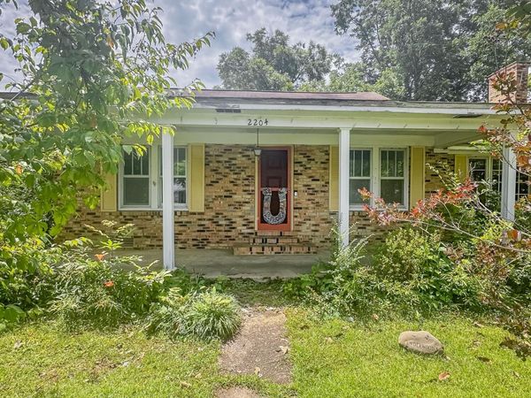 14 Jackson St., Tishomingo, MS 38873