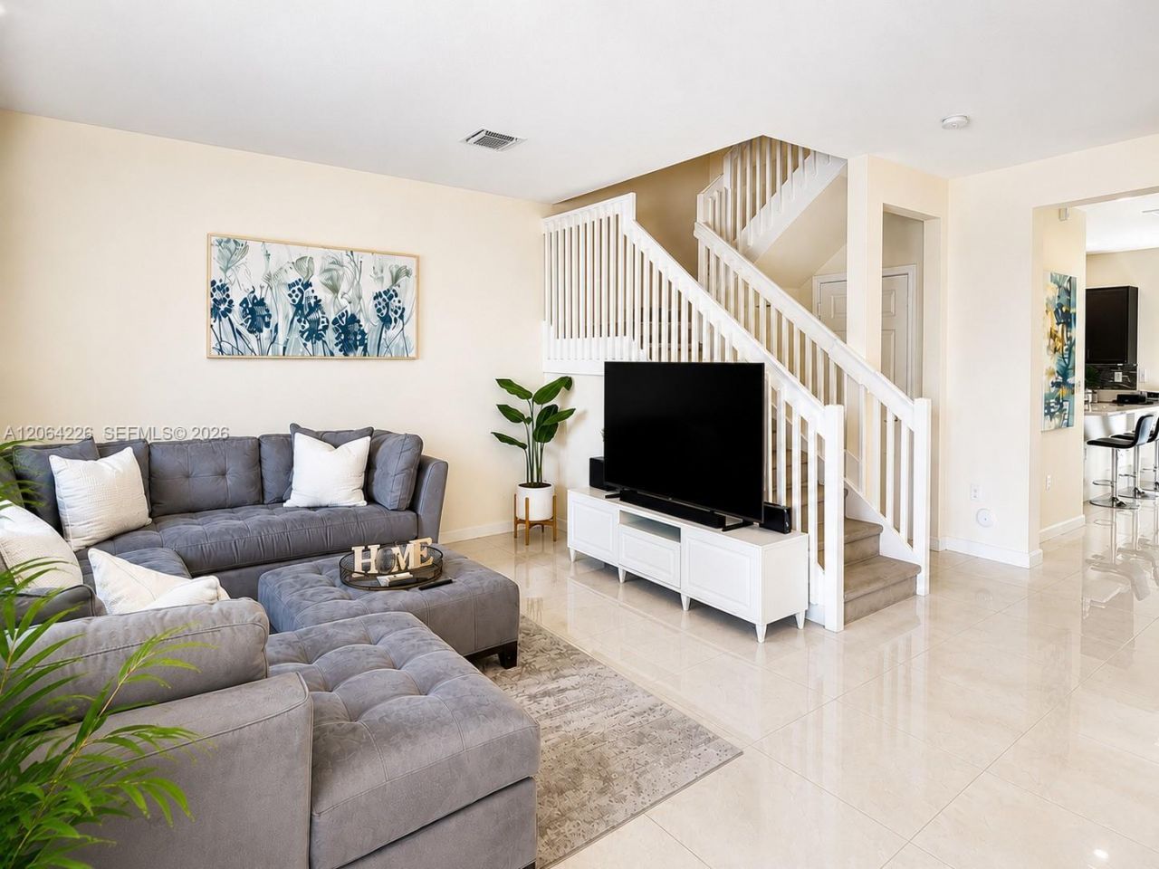 10545 W 32nd Ln, Hialeah, FL 33018 Photo