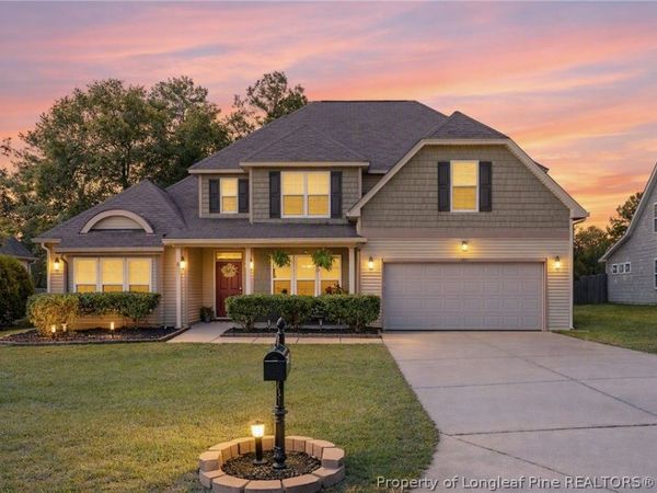 598 Heathrow Drive, Spring Lake, NC 28390