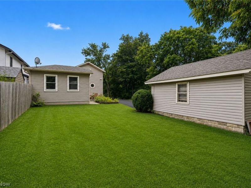 452 Market Street E, Canal Fulton, OH 44614 Photo 10