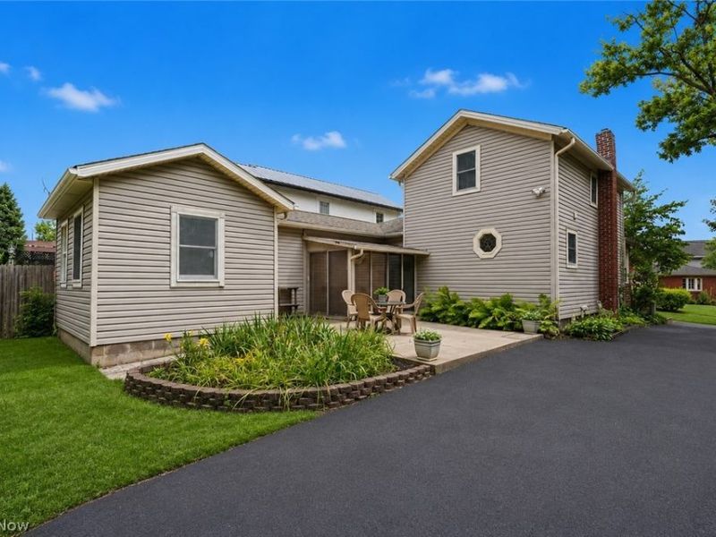 452 Market Street E, Canal Fulton, OH 44614 Photo 8