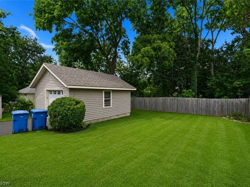 452 Market Street E, Canal Fulton, OH 44614 Photo 9