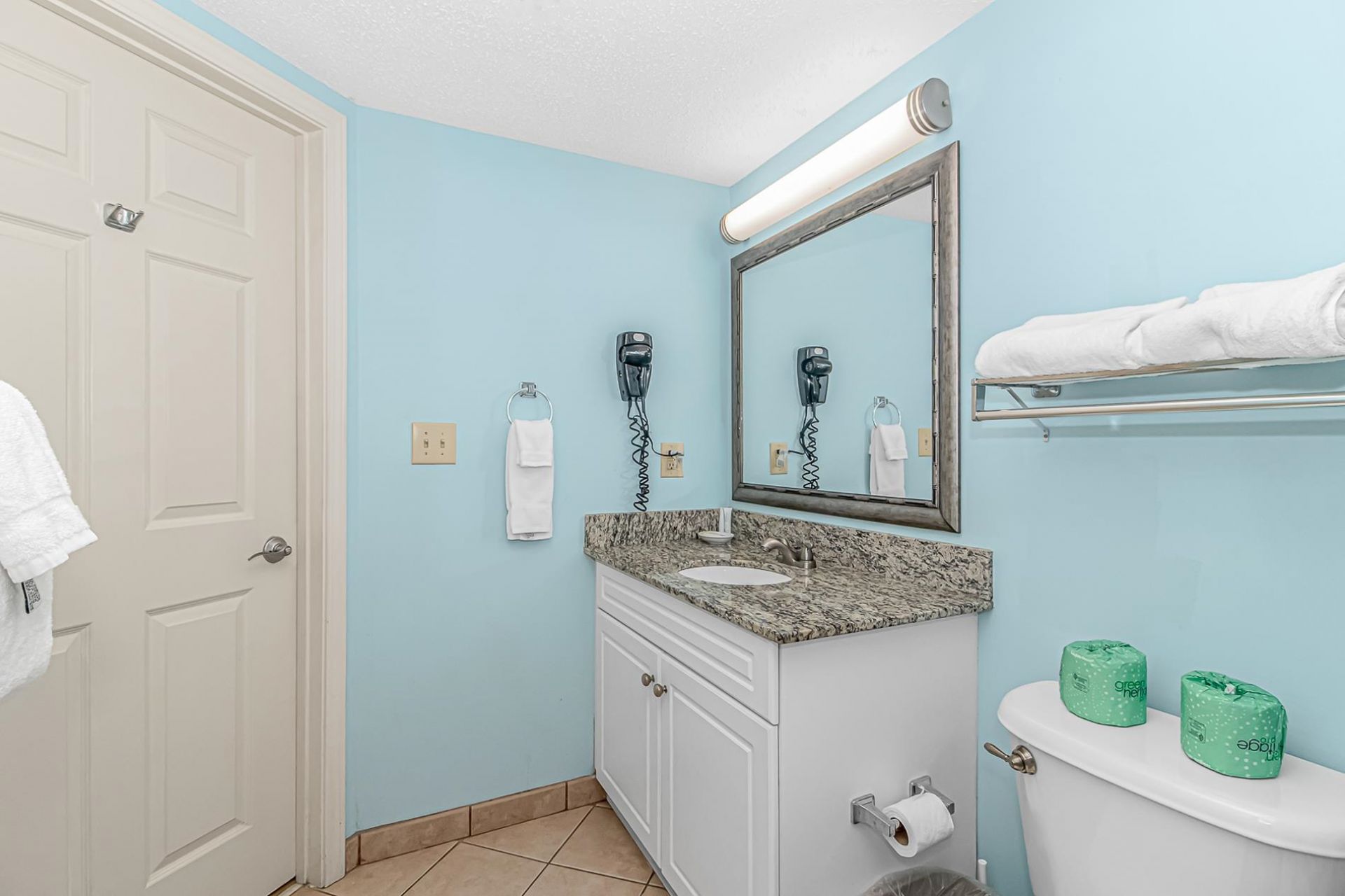 3000 N Ocean Blvd. Photo 15