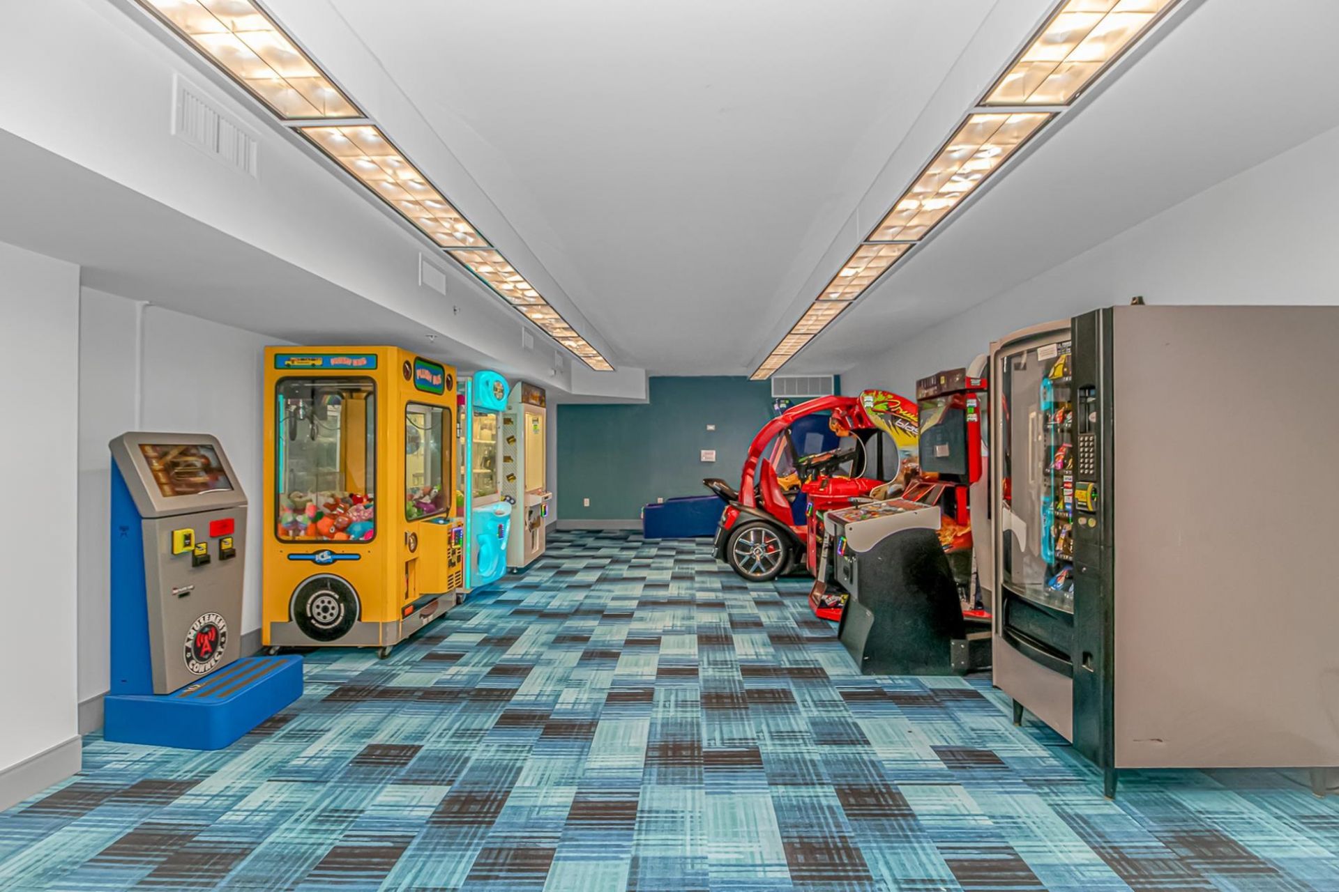 3000 N Ocean Blvd. Photo 34