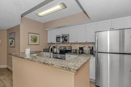 3000 N Ocean Blvd. photo 4
