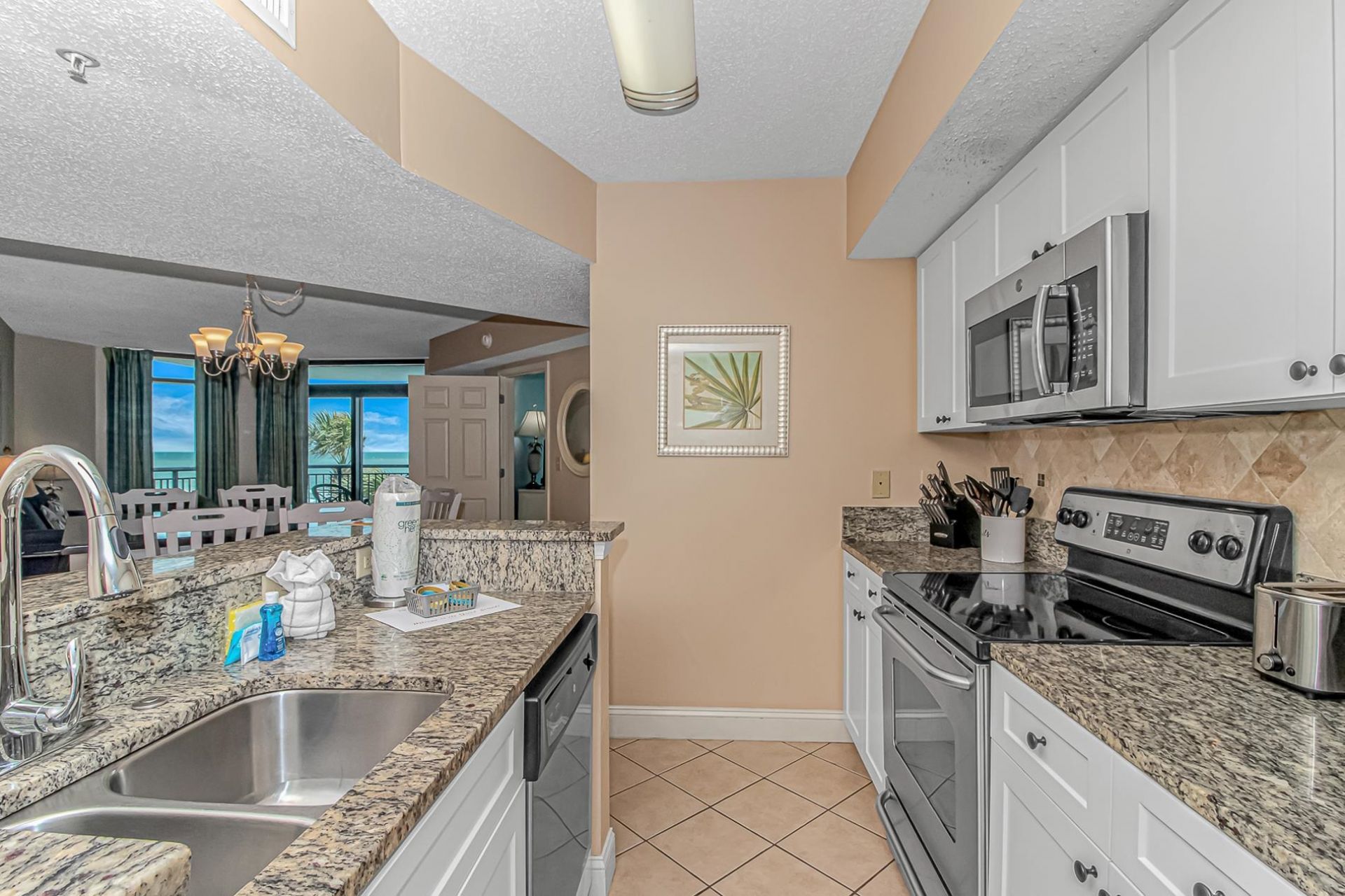 3000 N Ocean Blvd. Photo 6