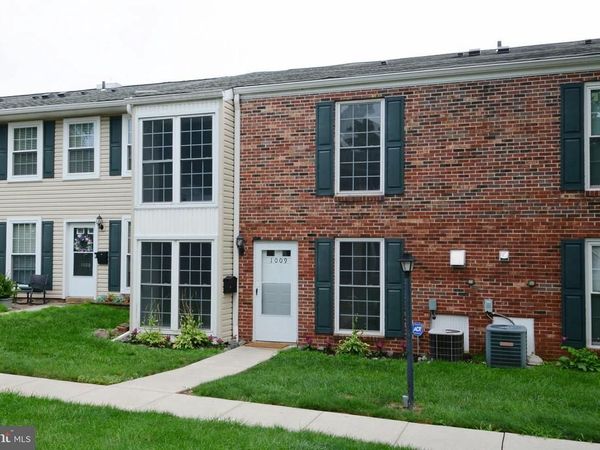 1009 MIDDLETON PLACE, WEST NORRITON, PA 19403