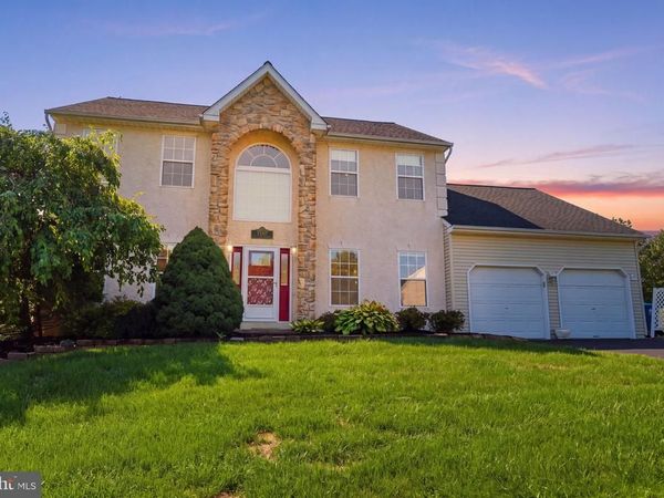 1062 KINGSCOTE DRIVE , HARLEYSVILLE, PA 19438
