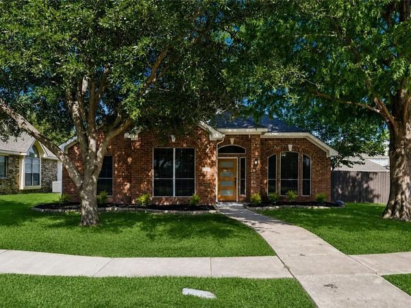 305 Droinwich Circle, Allen, TX 75002