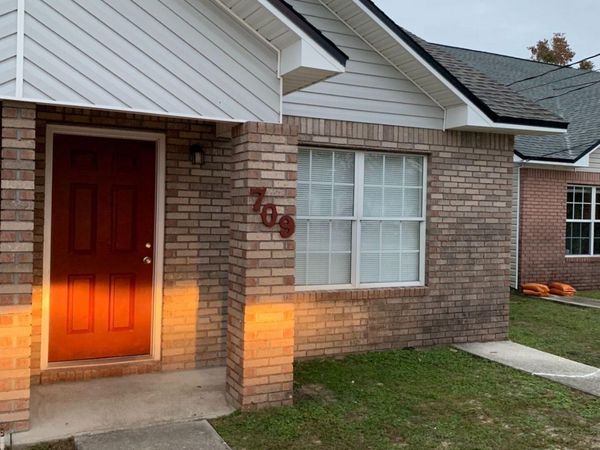 709 S Highway 22 A , Panama City, FL 32404