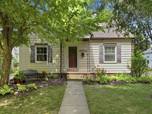 2104 Arborview Boulevard, Ann Arbor, MI 48103