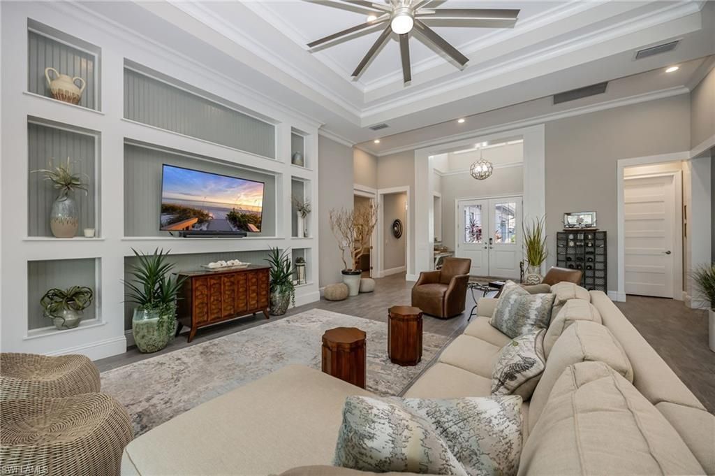 6386 Warwick Ave, Naples, FL 34113 Photo