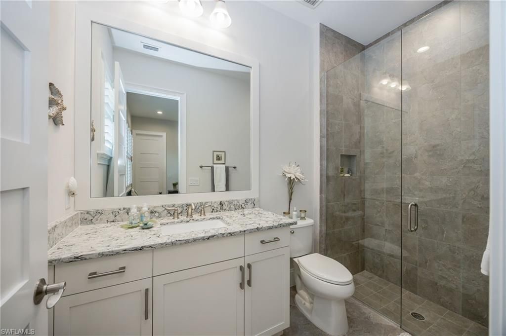 6386 Warwick Ave, Naples, FL 34113 Photo