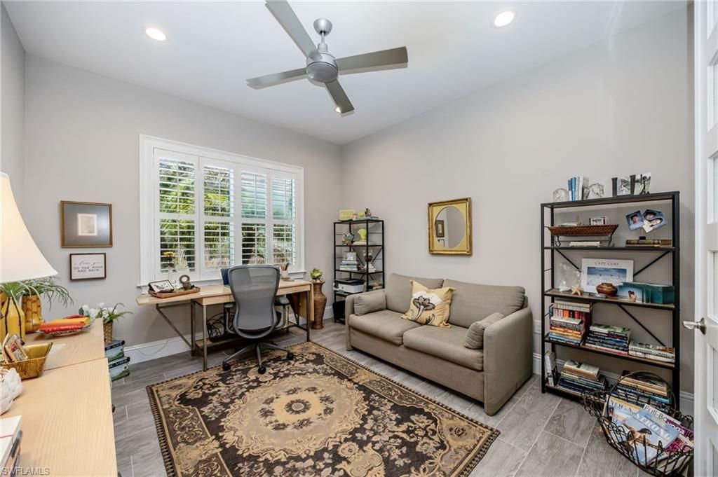 6386 Warwick Ave, Naples, FL 34113 Photo