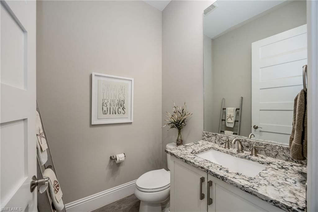 6386 Warwick Ave, Naples, FL 34113 Photo