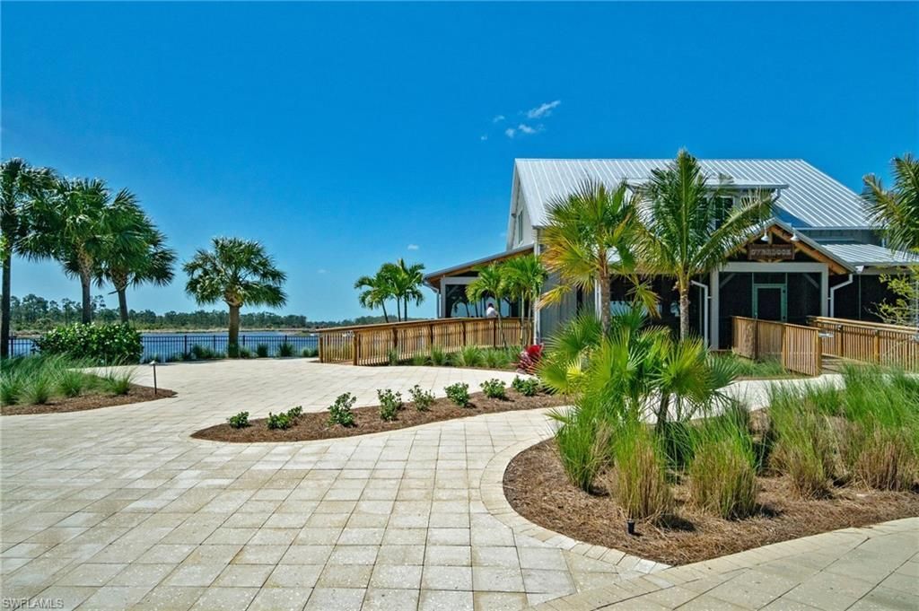 6386 Warwick Ave, Naples, FL 34113 Photo