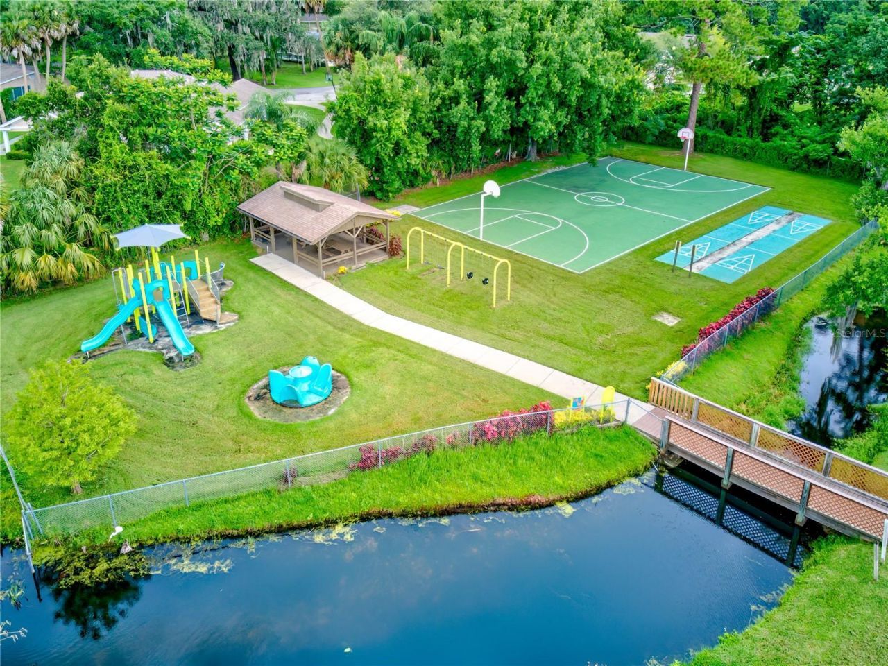 635 Woodridge Dr, Fern Park, FL 32730 Photo