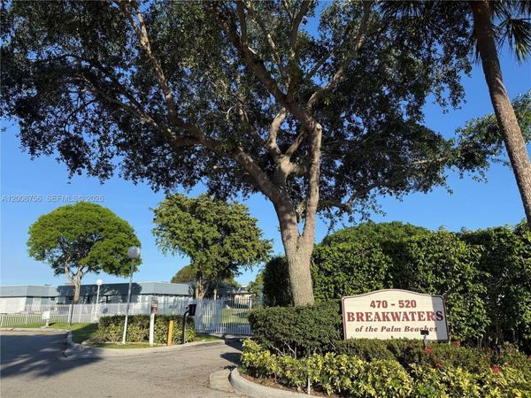 500 EXECUTIVE CENTER Drive, Unit 2A, West Palm Beach, FL 33401
