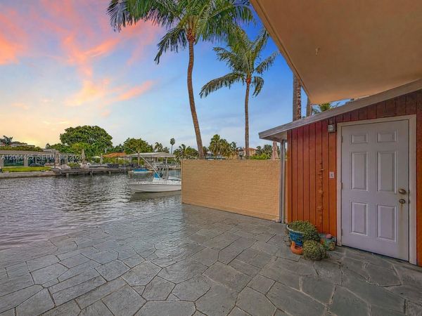 2205 1/2 NE 123rd St, Unit 2205, North Miami, FL 33181