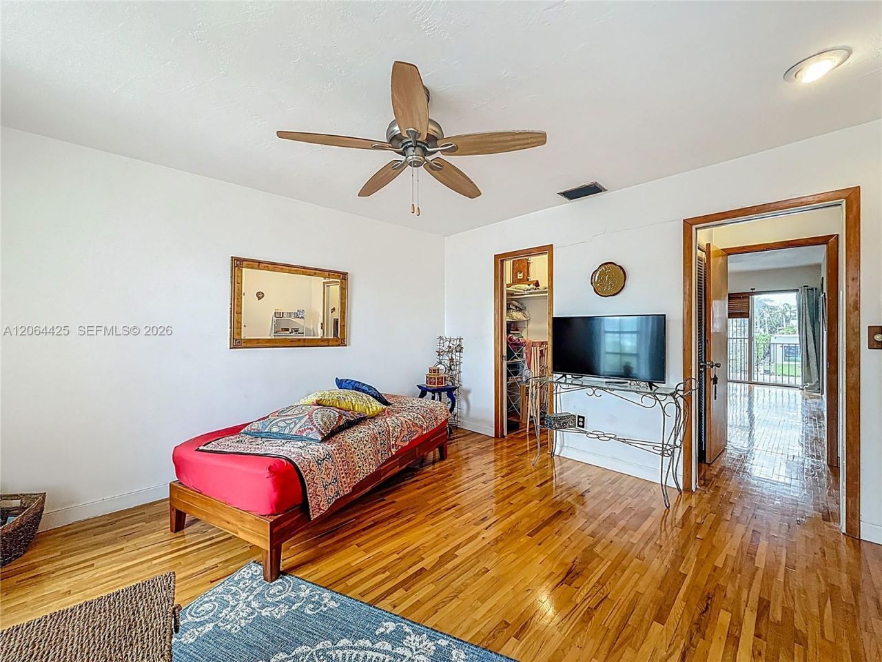 2205 1/2 NE 123rd St, Unit 2205, North Miami, FL 33181 Photo