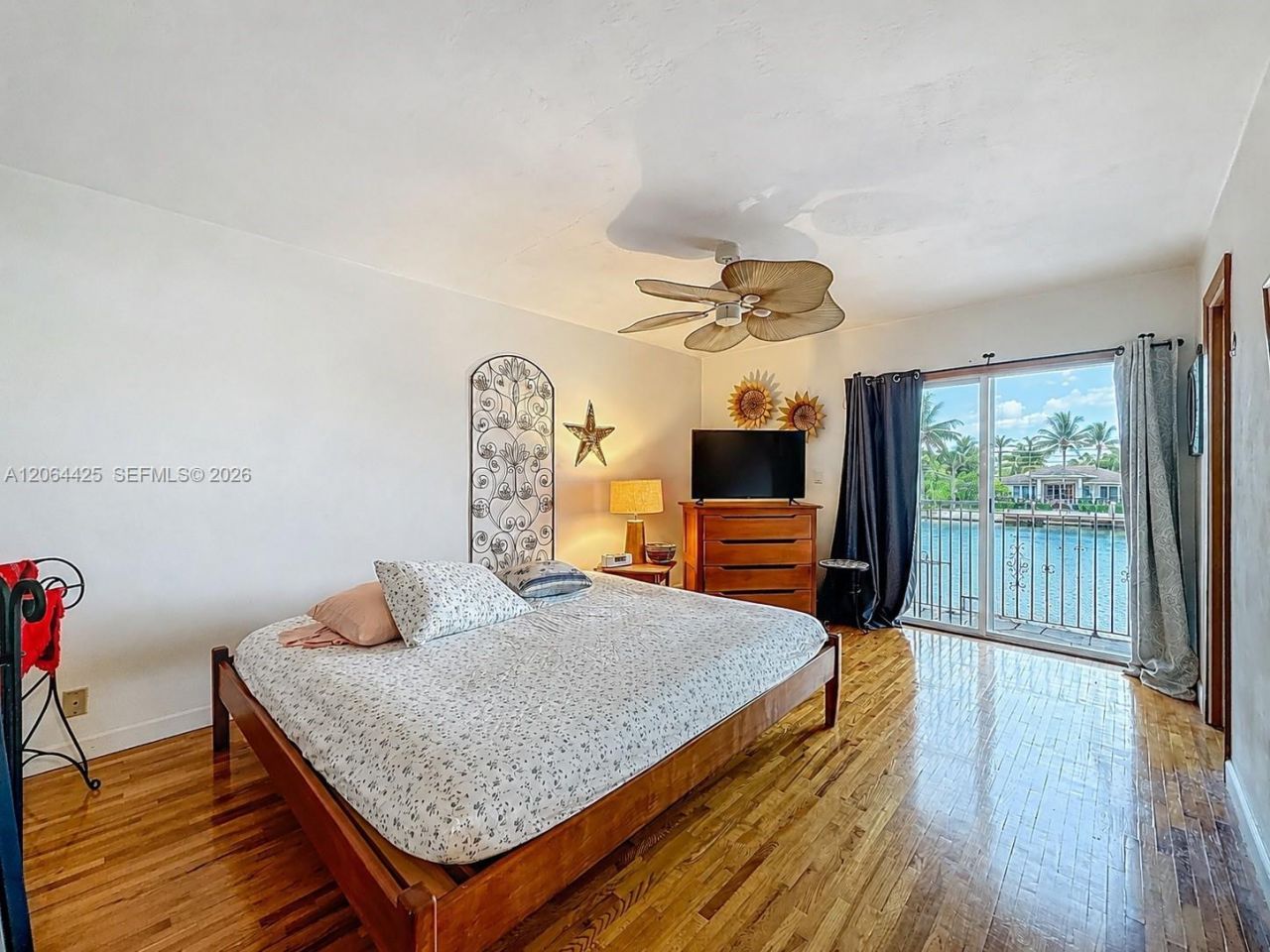 2205 1/2 NE 123rd St, Unit 2205, North Miami, FL 33181 Photo