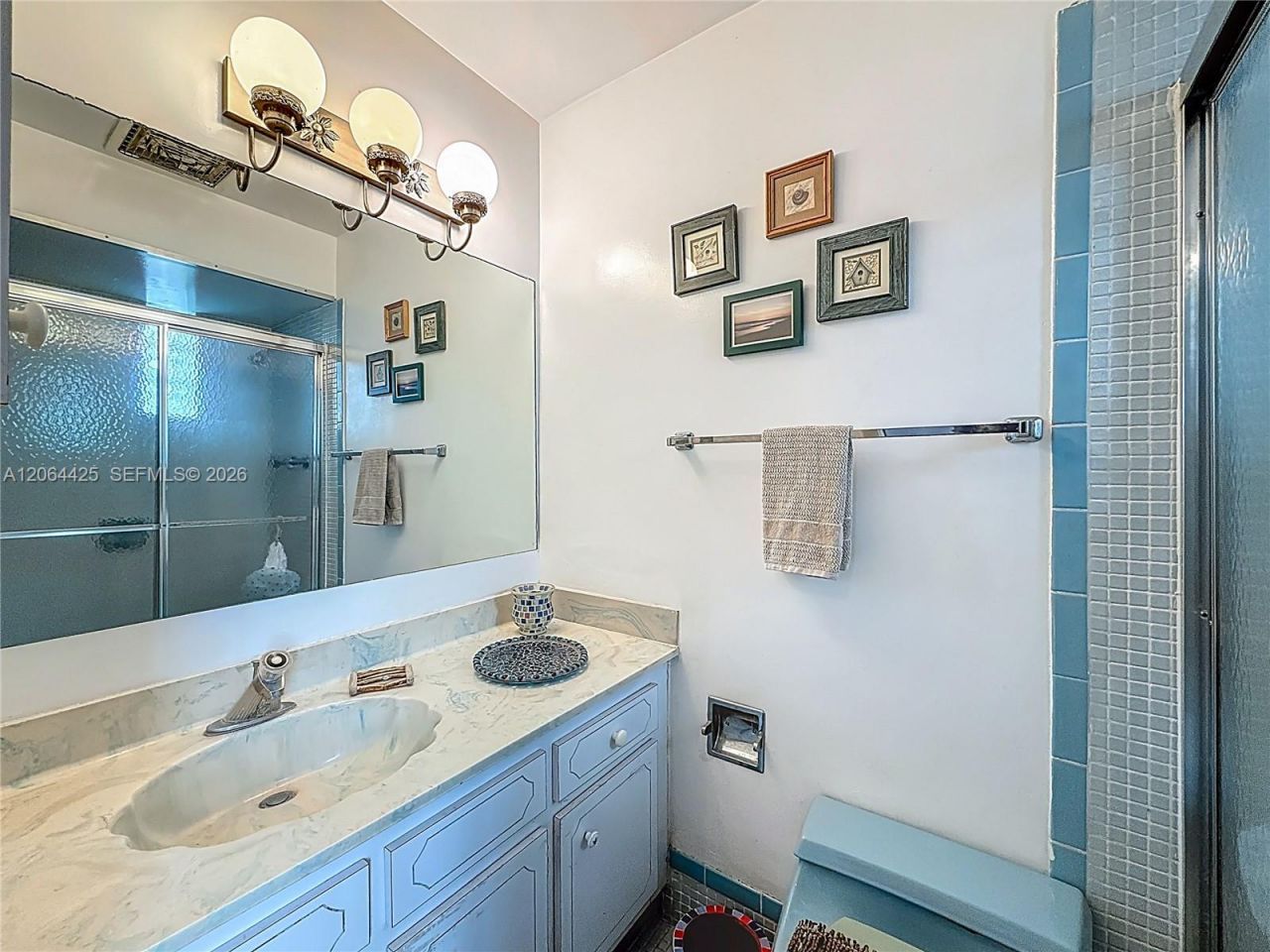 2205 1/2 NE 123rd St, Unit 2205, North Miami, FL 33181 Photo