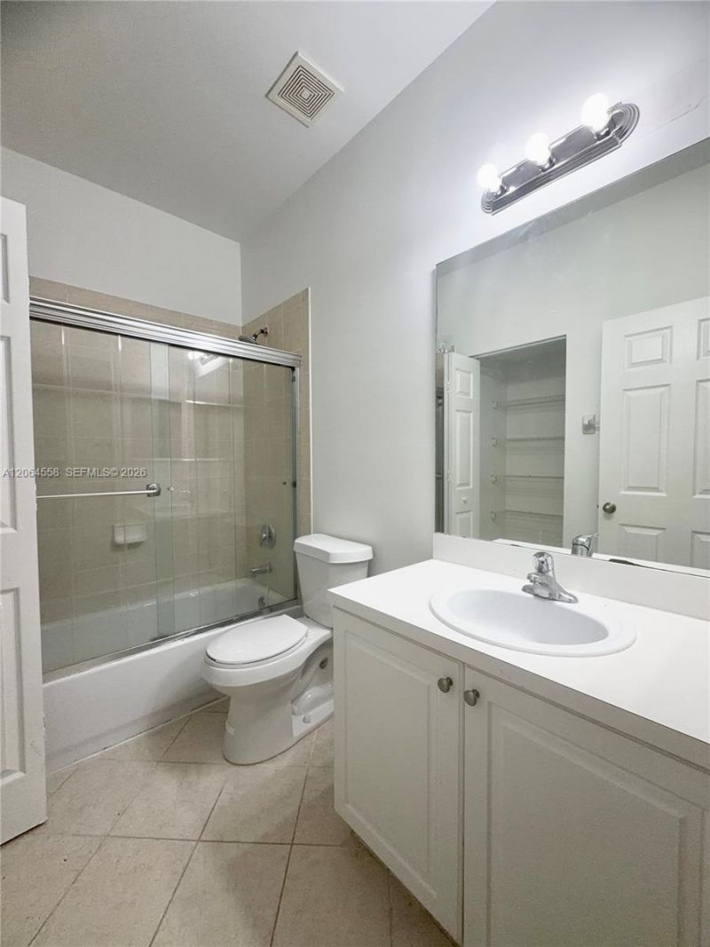 8894 SW 225th St, Cutler Bay, FL 33190 Photo