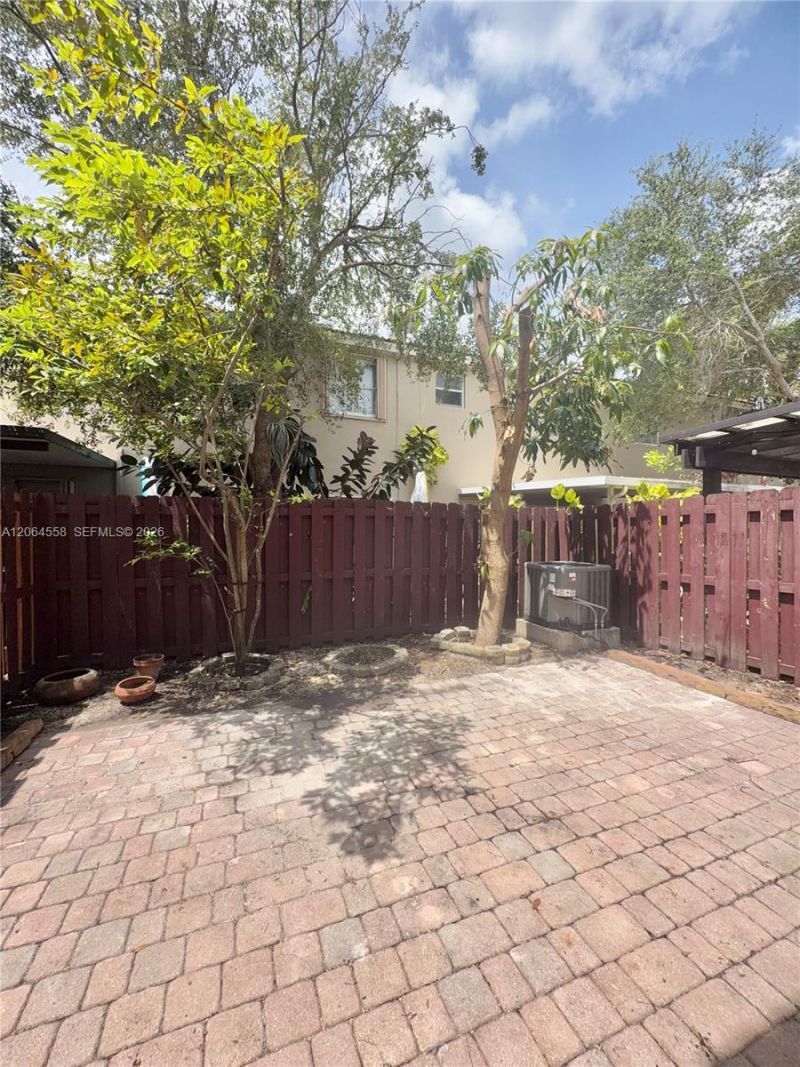 8894 SW 225th St, Cutler Bay, FL 33190 Photo
