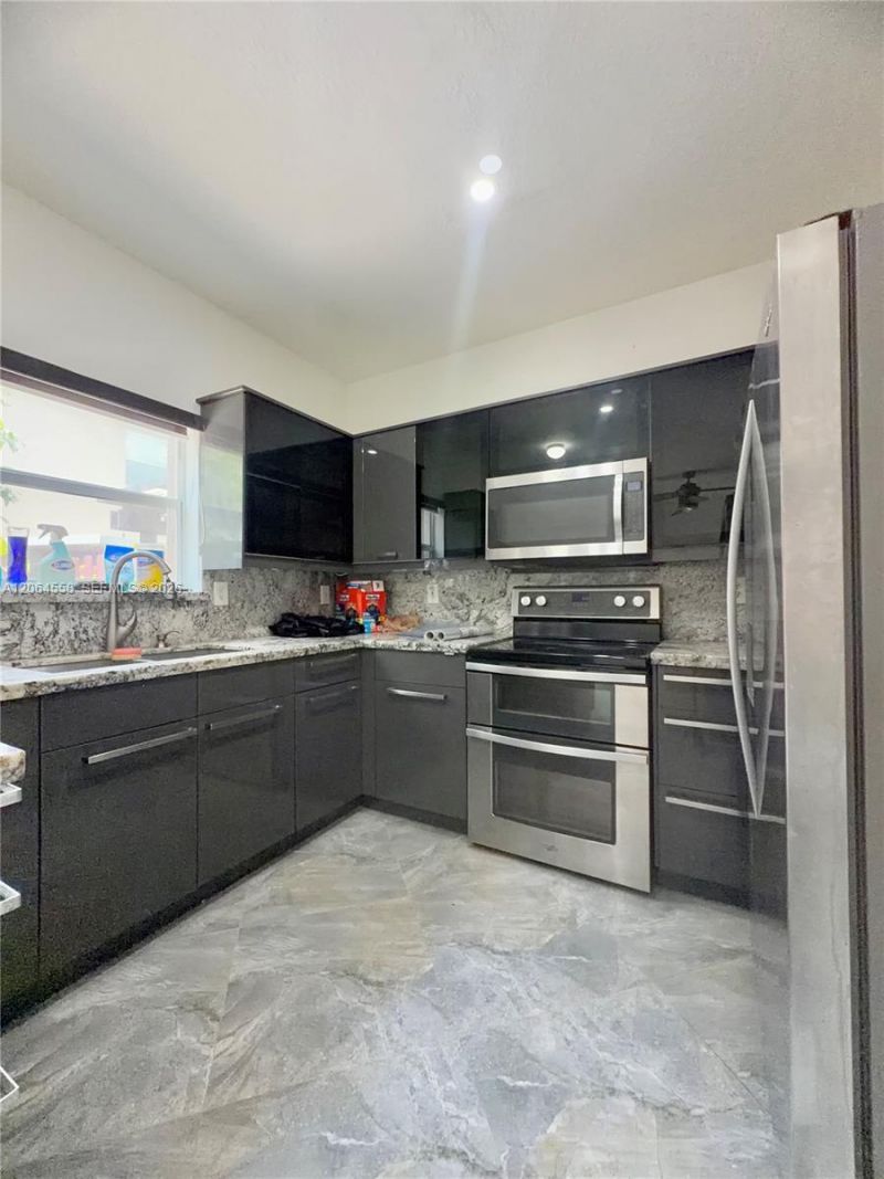 8894 SW 225th St, Cutler Bay, FL 33190 Photo
