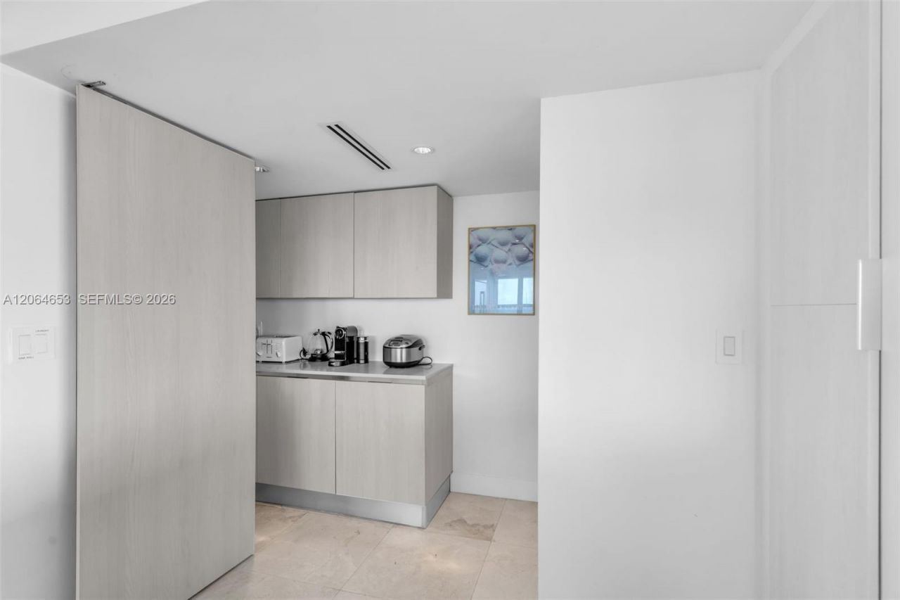 2 Grove Isle Dr, Unit B1801, Miami, FL 33133 Photo