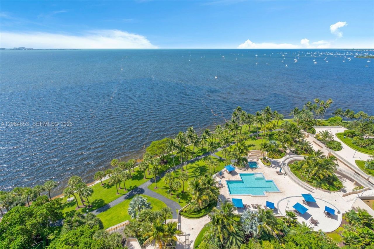 2 Grove Isle Dr, Unit B1801, Miami, FL 33133 Photo