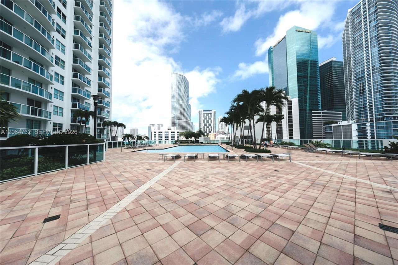 31 SE 5th St , Unit 4214, Miami, FL 33131 Photo
