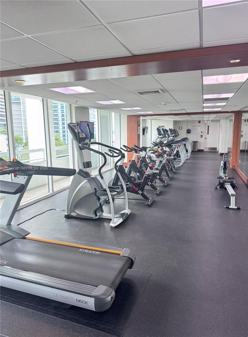 31 SE 5th St , Unit 4214, Miami, FL 33131 Photo
