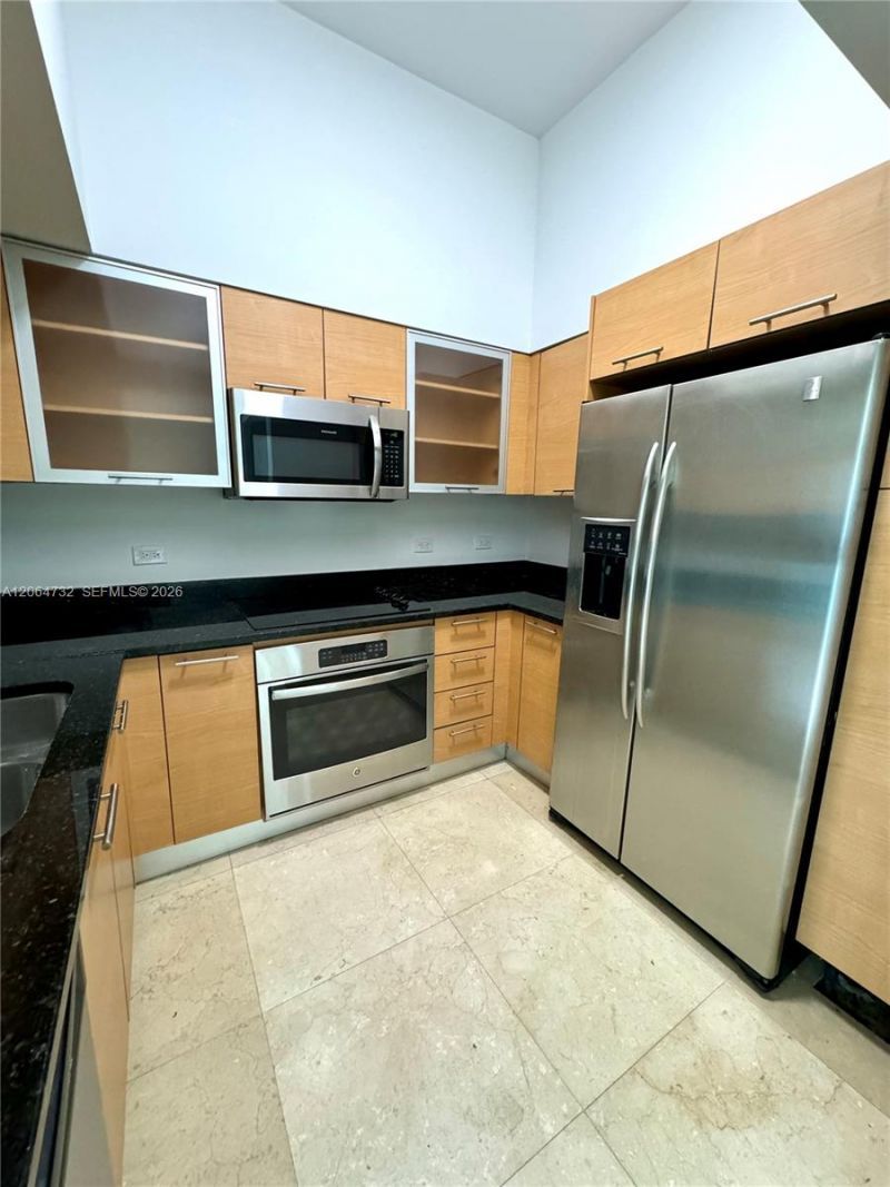 31 SE 5th St , Unit 4214, Miami, FL 33131 Photo