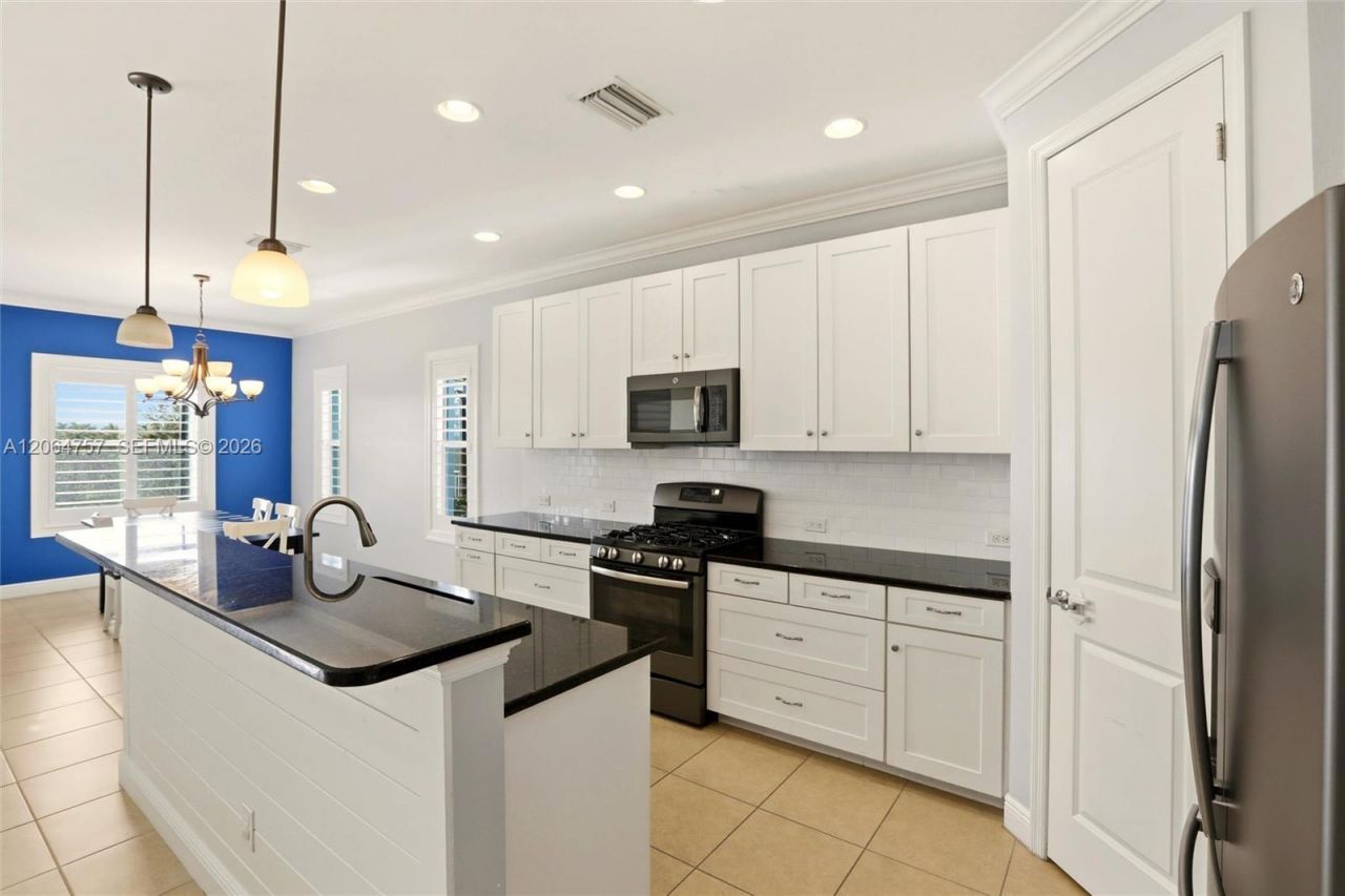 8554 Big Mangrove Dr, Fort Myers, FL 33908 Photo