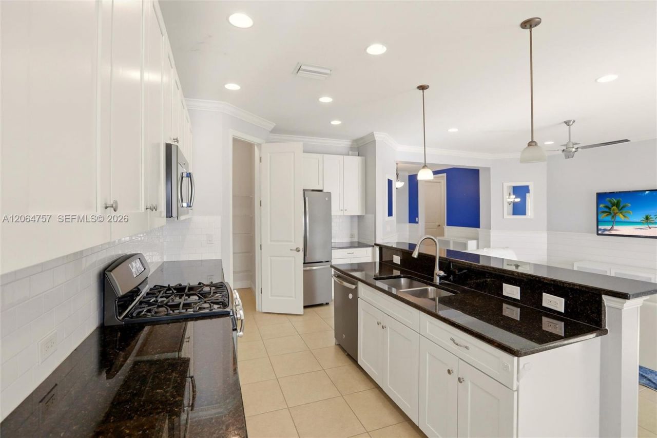 8554 Big Mangrove Dr, Fort Myers, FL 33908 Photo