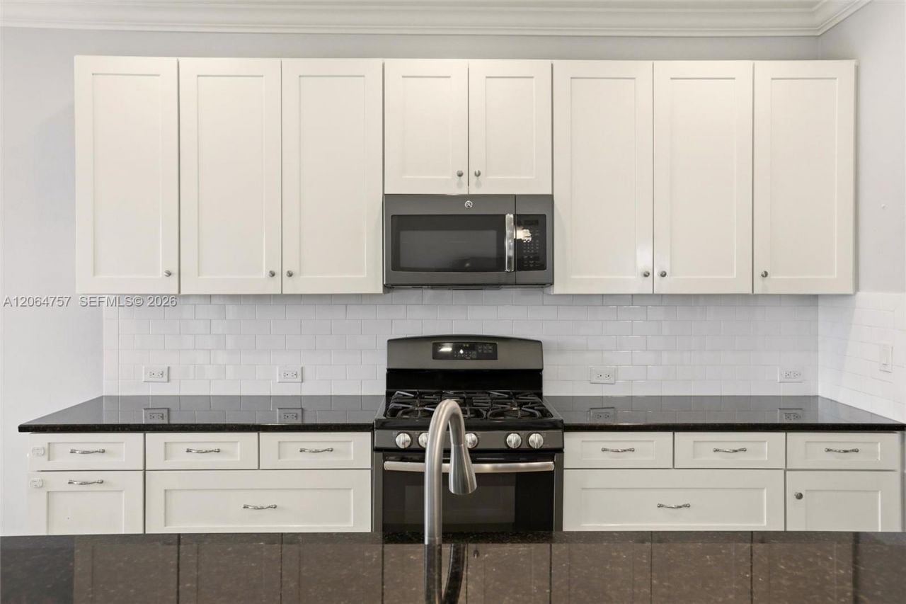 8554 Big Mangrove Dr, Fort Myers, FL 33908 Photo