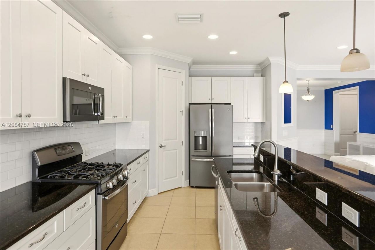 8554 Big Mangrove Dr, Fort Myers, FL 33908 Photo